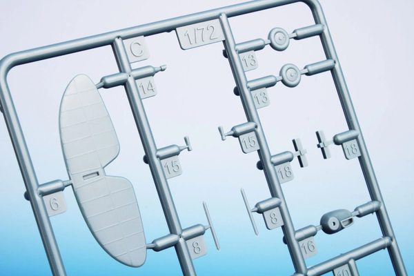 Special Hobby 1/72 Scale DH.94 Moth Minor 'in war and peace over Europe and Africa' 1/72