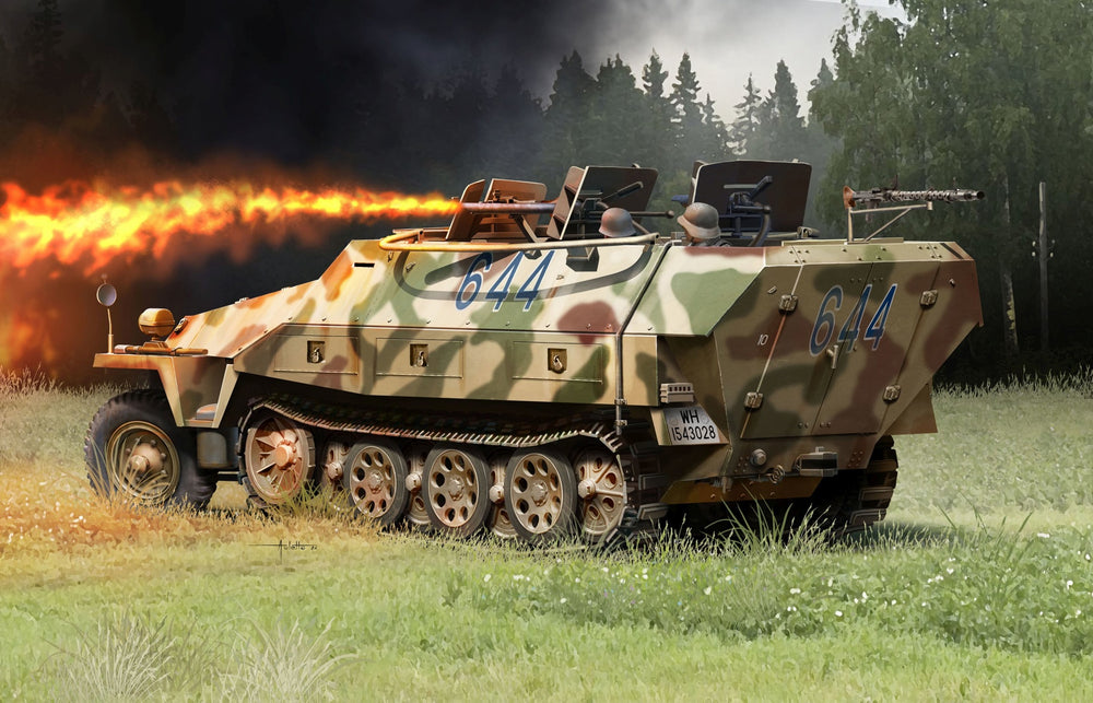 Dragon 1/35 scale WW2 German Sd.Kfz.251/16 Ausf.D Flammpanzerwagen