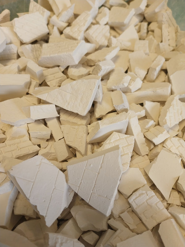 FoG Models 1/35 Scale Ruined Wall Fragments 100g rubble pack