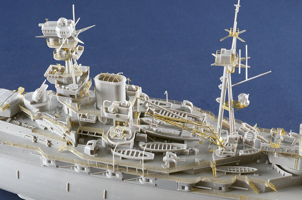 Trumpeter 1/350 Scale WW2 British Royal Navy HMS Royal Oak Battleship model kit