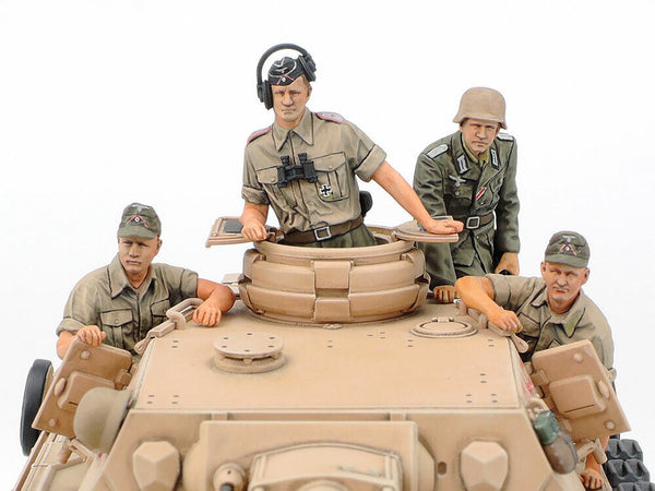 Tamiya 1/35 WW2 German Pz.Kpfw.IV Ausf.G Early tank and figures