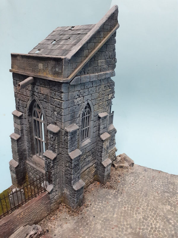 FoG Models 1/35 scale Diorama set “The Cathedral” Building and base 295mm x 295mm