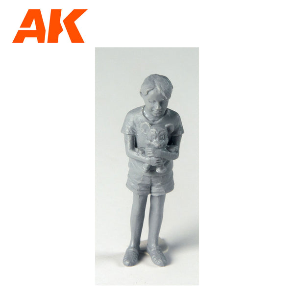 AK Interactive 1/35 Scale plastic figure kit Children SET 1: Boys. 