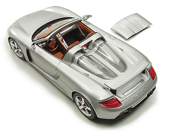 TAMIYA 1/24 Scale CARS PORSCHE CARRERA GT Car model kit