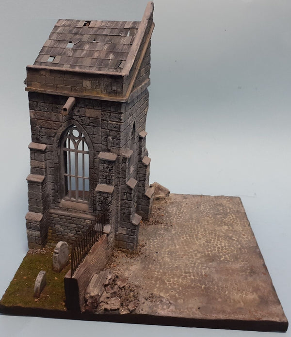 FoG Models 1/35 scale Diorama set “The Cathedral” Building and base 295mm x 295mm