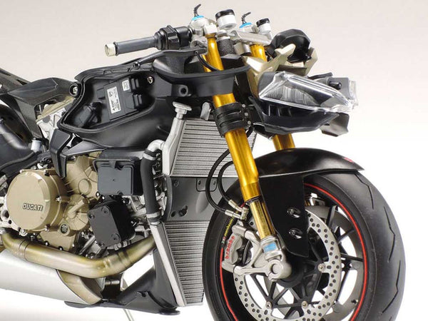 TAMIYA 1/12 Scale BIKES 1199 PANIGALE S TRICOLORE motorbike model kit
