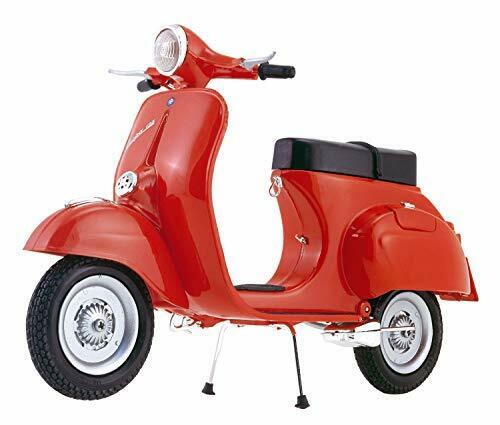 Italeri 1/9 scale Italian VESPA 125 PRIMAVERA bike model kit