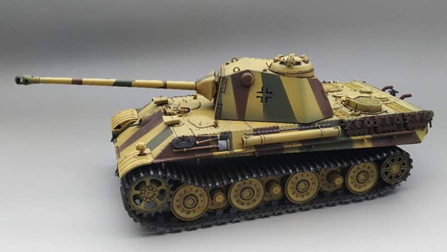 Amusing Hobby – 1/35 scale Panther II (turret designed by Rheinmetall ...