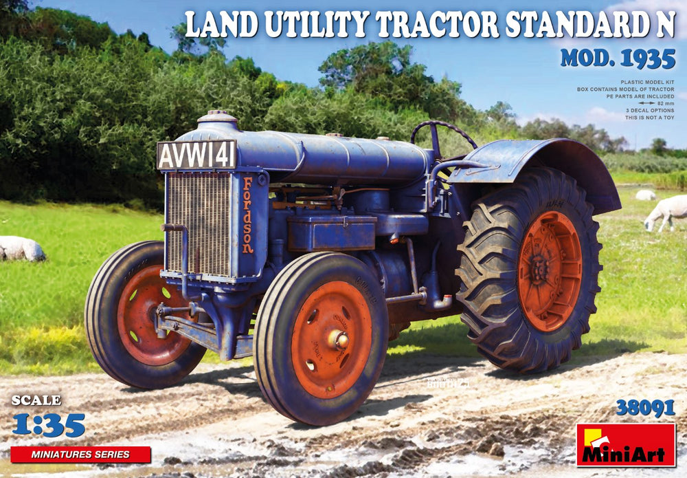 Miniart 1/35 scale LAND UTILITY TRACTOR STANDARD N MOD. 1935