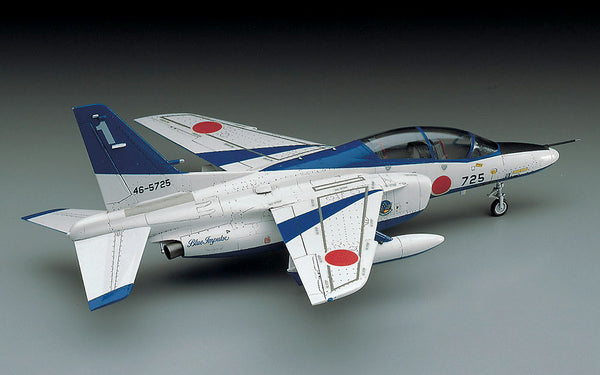 Hasegawa 1:72 Scale T-4 Blue Impulse 2002 jet aircraft plane model kit