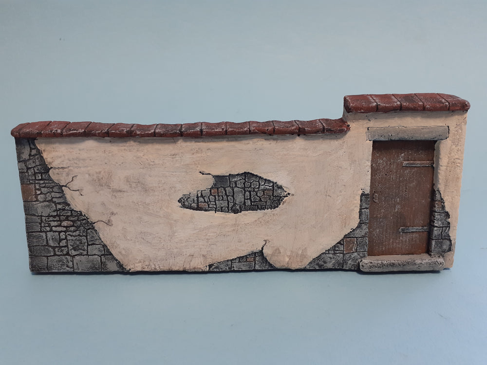FoG Models 1/35 scale Wall with door 190mm long x 77mm high