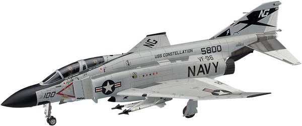 Hasegawa 1:48 McDonnell Douglas F-4J Phantom II Showtime 100 - US Navy/USMC