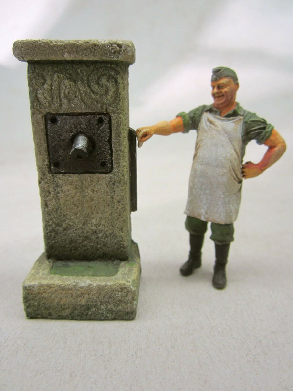 FoG Models 1/35 Scale Town water pump diorama accessory