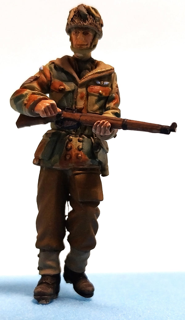 1/35 scale WW2 British Paratrooper