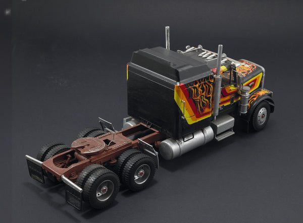 ITALERI 1/24 scale TRUCKS Freightliner Aerodyne Truck lorry