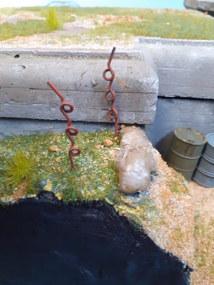 FoG Models 1/35 Scale Metal picket post for barbed wire (10 pack)