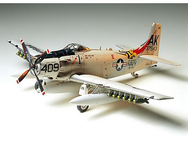 TAMIYA 1/48 Scale AIRCRAFT USN SKYRAIDER U.S.NAVY A1H