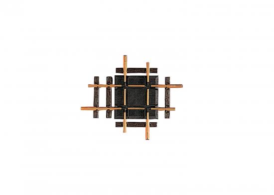 LGB Railways G Gauge - CROSSING 90 DEGREES