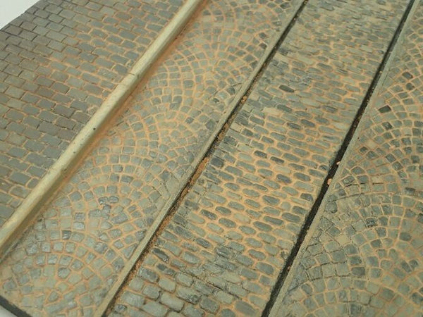 FoG models 1/35 Scale Diorama Base No.12 Cobbled street section 235mm x 230mm