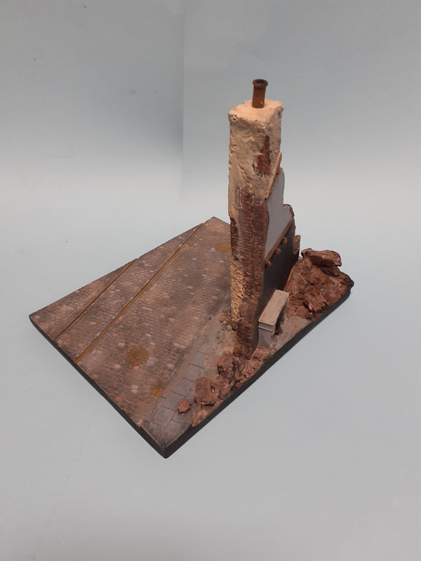 1/35 scale Chimney ruin building diorama with base