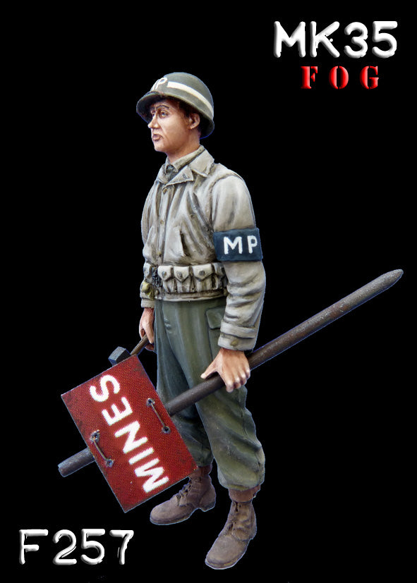 MK35 FoG models 1/35 Scale WW2 American MP with 'Mine' sign