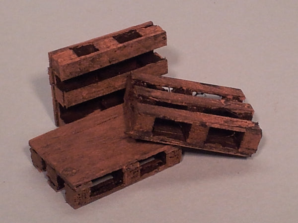 1/35 Scale  Wooden Euro pallets (3 pk)