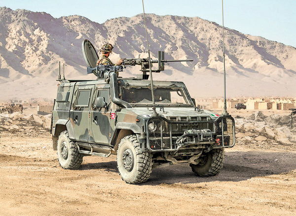 Italeri 1/35 MILITARY Iveco VTLM Lince Infantry Mobility Vehicle