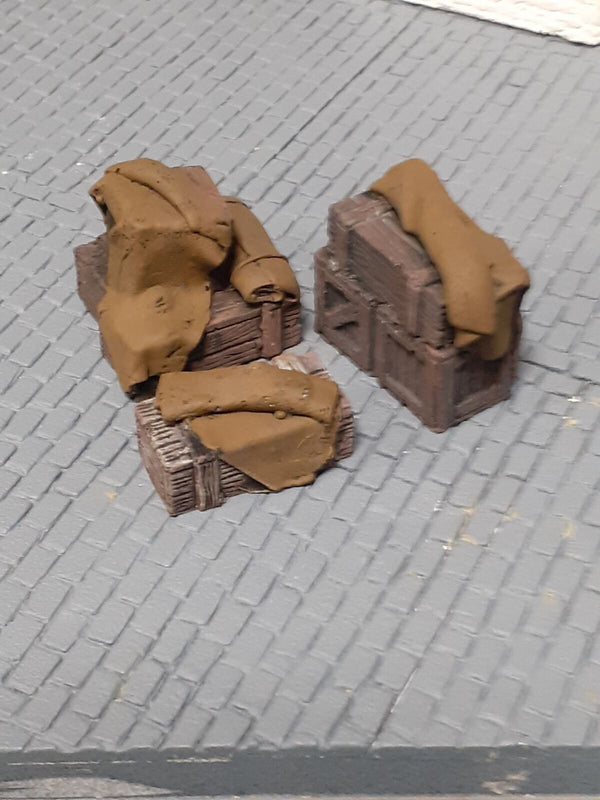 HFS 1/35 Stowage set #3 – WW2 British 'Boxes and tarps' 3 pce set
