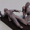 1/35 Scale resin model kit Zombie and victim