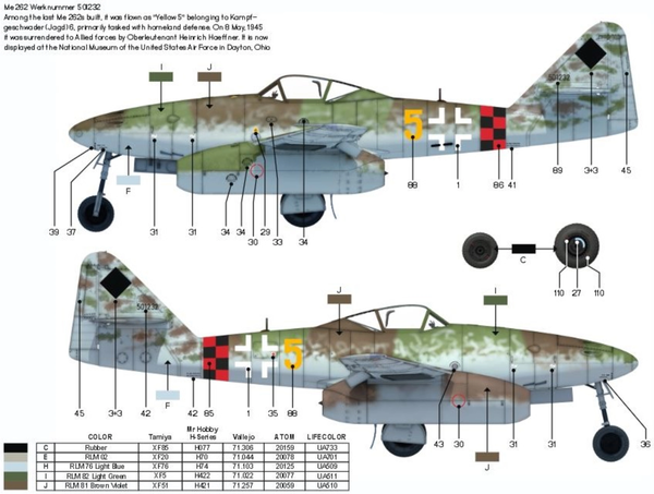 Das Werk 1/32 scale WW2 Messerschmitt Me-262 jet fighter plane
