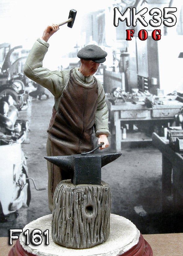 MK35 FoG models 1/35 Scale Blacksmith Marechal-ferrant