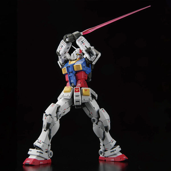 BANDAI HOBBY RG 1/144 RX-78-2 Gundam Version 2.0