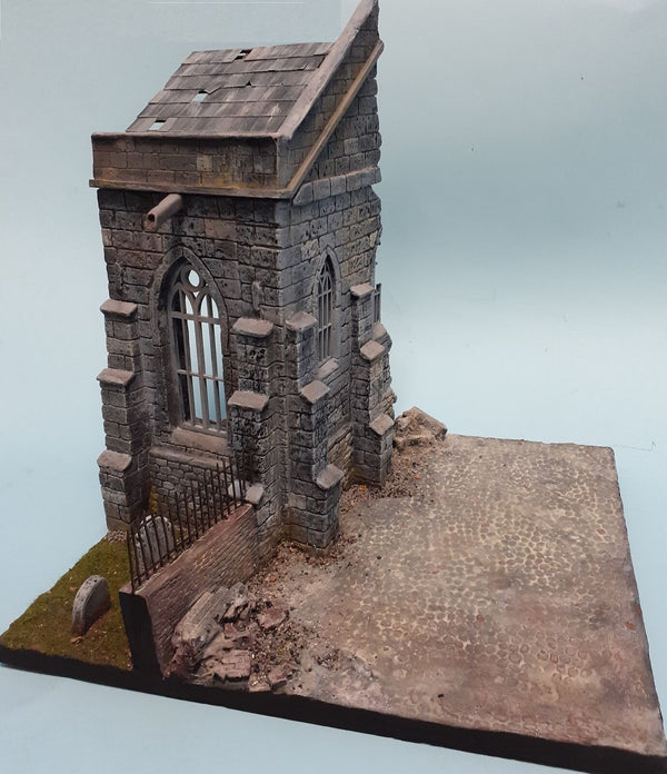 FoG Models 1/35 scale Diorama set “The Cathedral” Building and base 295mm x 295mm