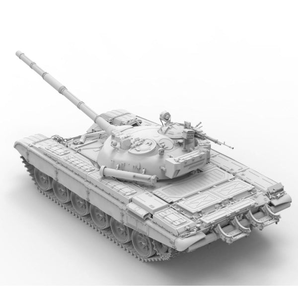 Das Werks 1/35 Scale Russian Medium Tank T-72M model kit