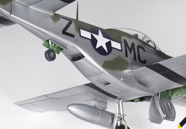 TAMIYA 1/32 Scale AIRCRAFT WW2 USAAF MUSTANG P-51D fighter plane model kit