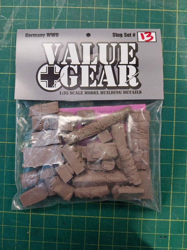 Valuegear 1/35 WW2 German Tank Bits #4 (24 Pieces) stowage