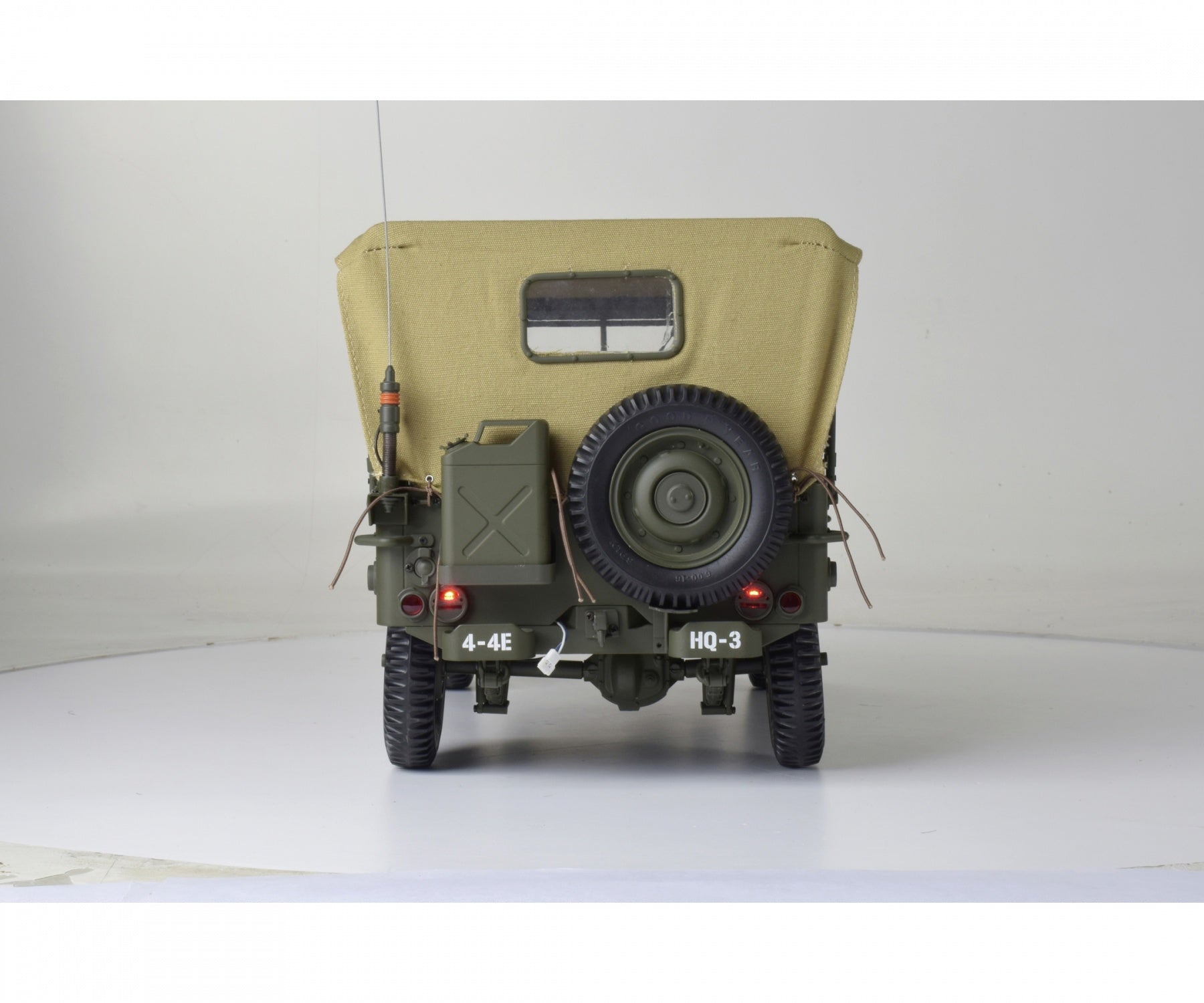 IXO COLLECTIONS Full Kit WW2 US Willys & Acc. 1/8 Scale Metal Kit ...