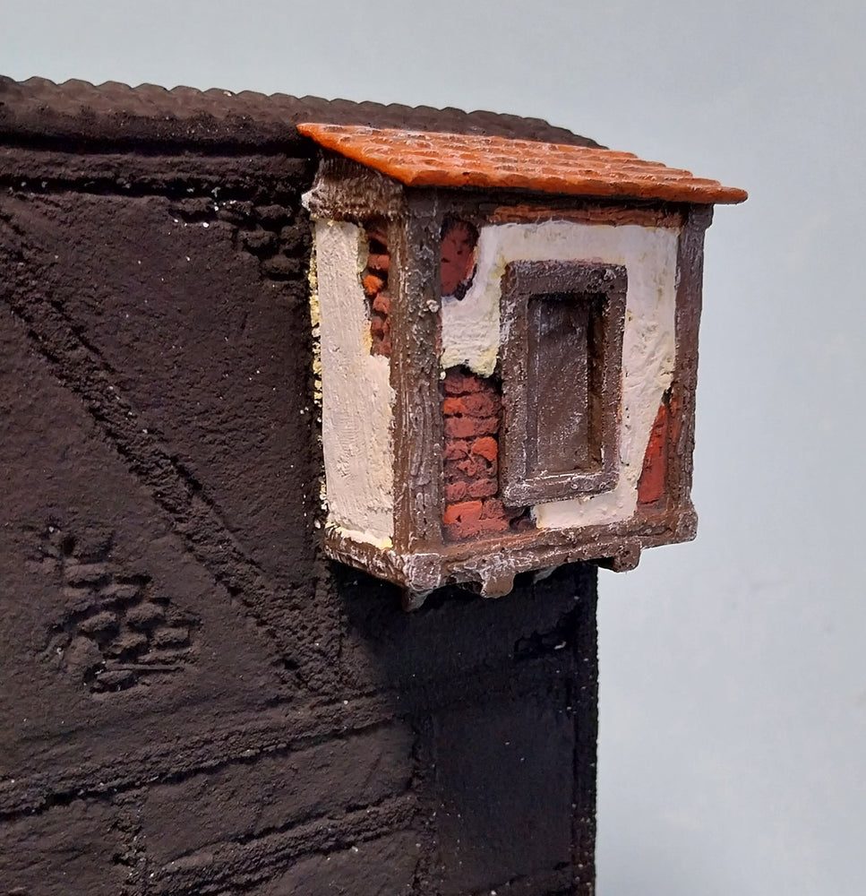 FoG models 1/35 scale rustic bay window diorama add on accessory