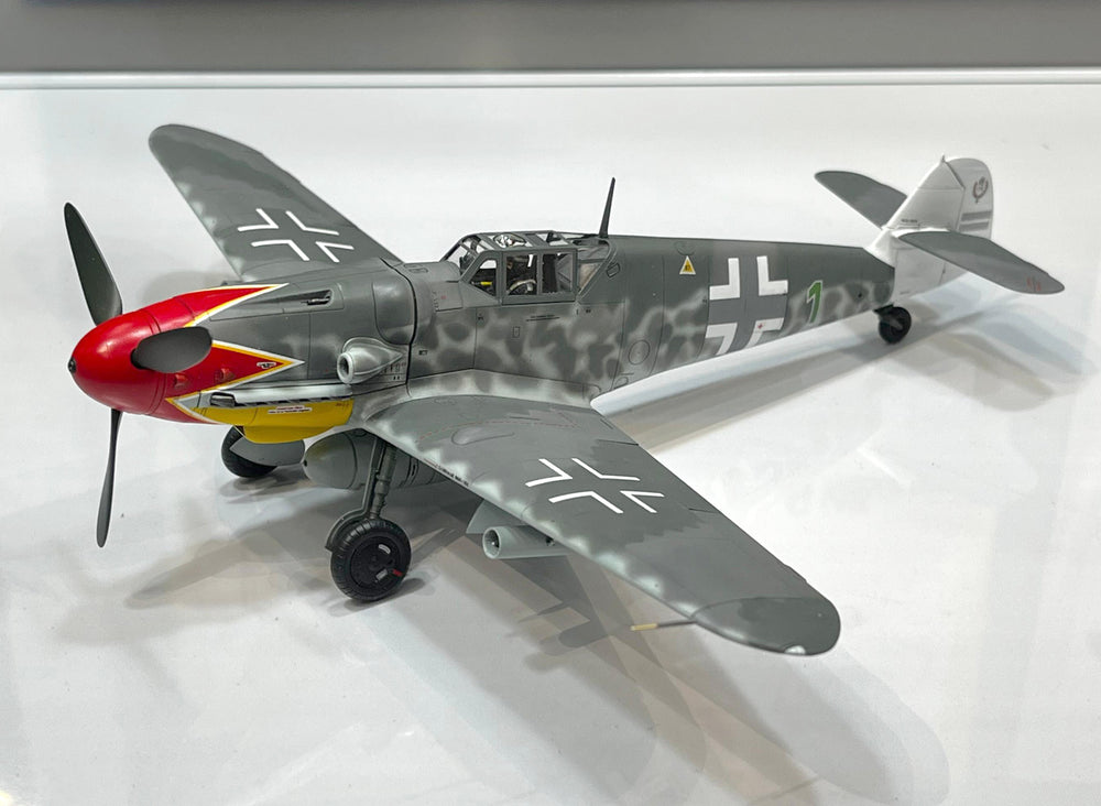 Tamiya 1/48 Scale WW2 German Bf109 G-6 Late Model fighter plane kit