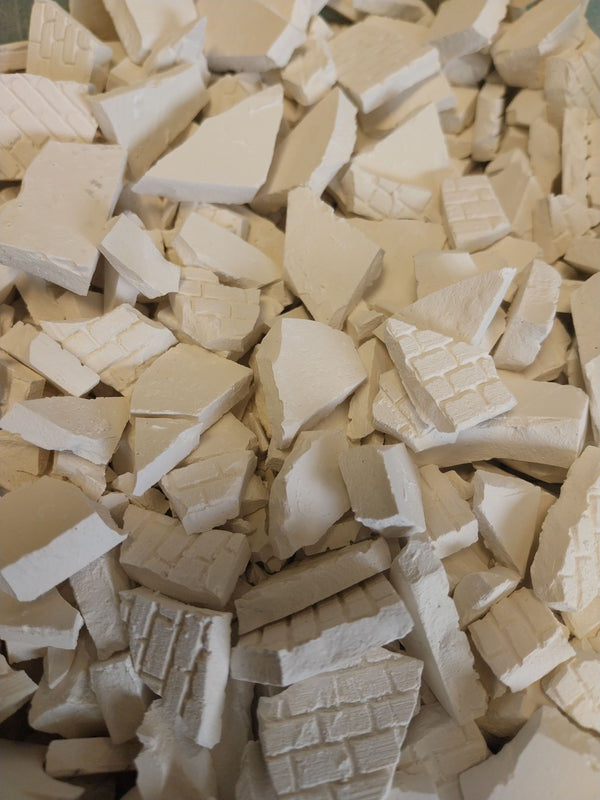 FoG Models 1/35 Scale Ruined Wall Fragments 100g rubble pack