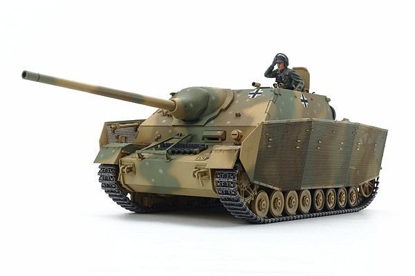 TAMIYA 1/35 WW2 German Panzer IV / 70A tank destroyer model kit