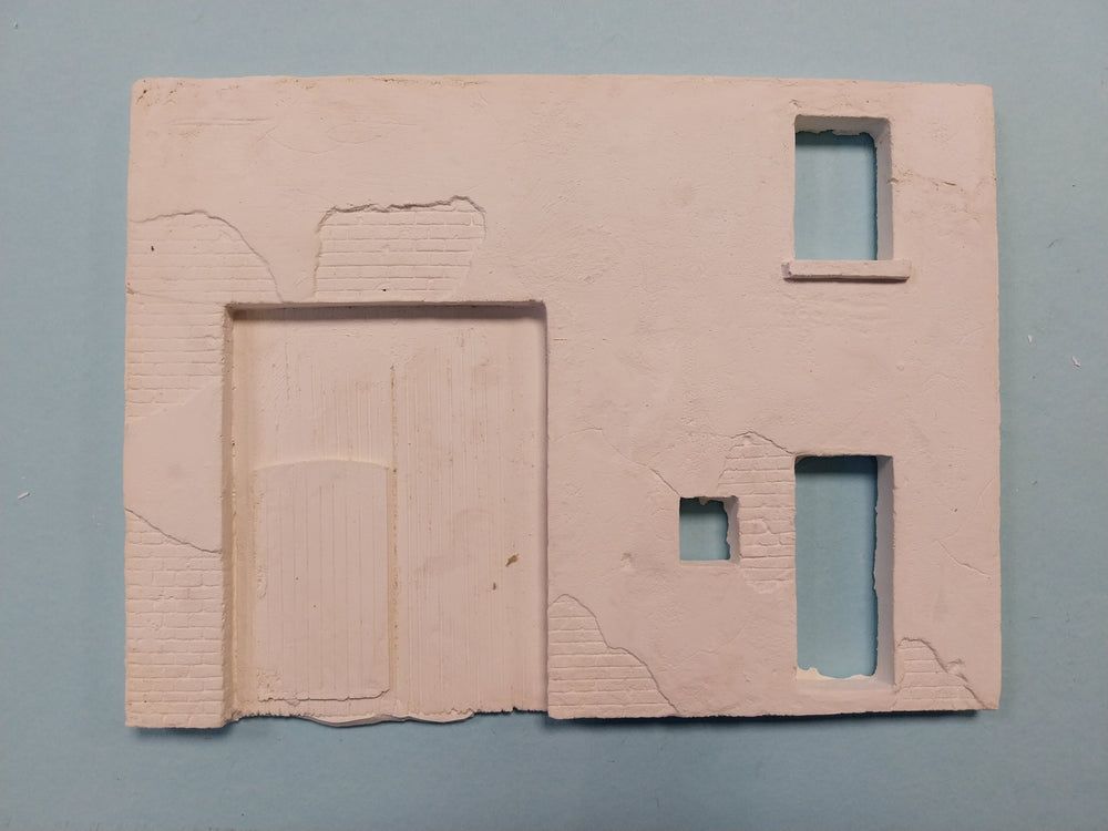 FoG Models 1/35 scale French Garage Workshop wall section Diorama