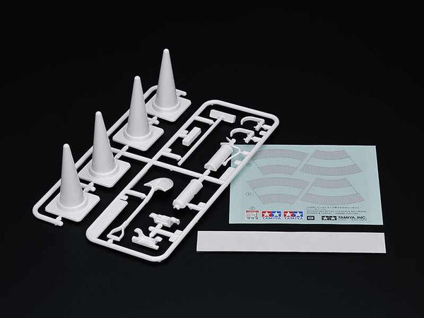 Tamiya Tamiya 1/14 Truck Accessory Set (Cones and Tools)