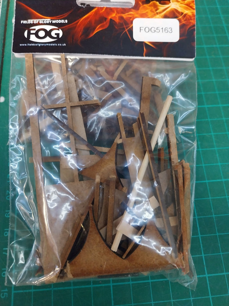 FoG Models 1/35 Scale wood rubble pack - diorama scatter