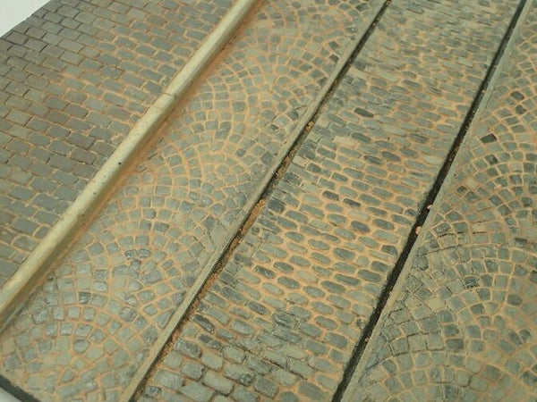 FoG models 1/35 Scale Diorama Base No.12 Cobbled street section 235mm x 230mm