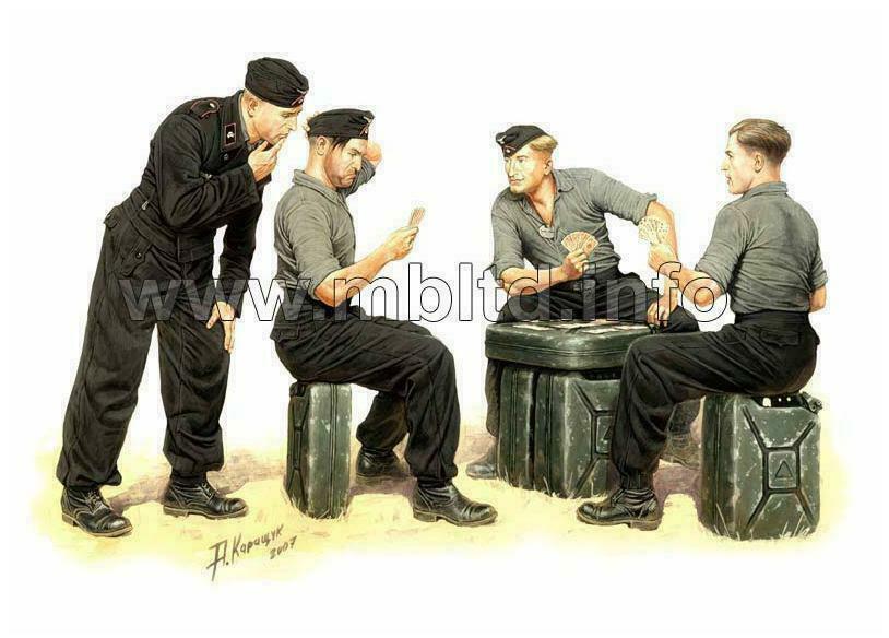 Masterbox 1:35 Scale WW2 German tank crew playing cards Skatspieler
