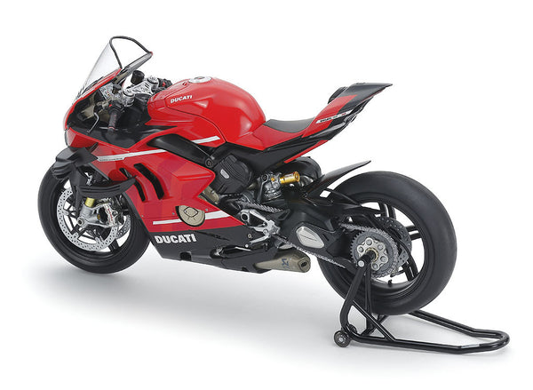 Tamiya 1/35 scale BIKES Ducati Superleggera V4 with Racing Kit motorbike model