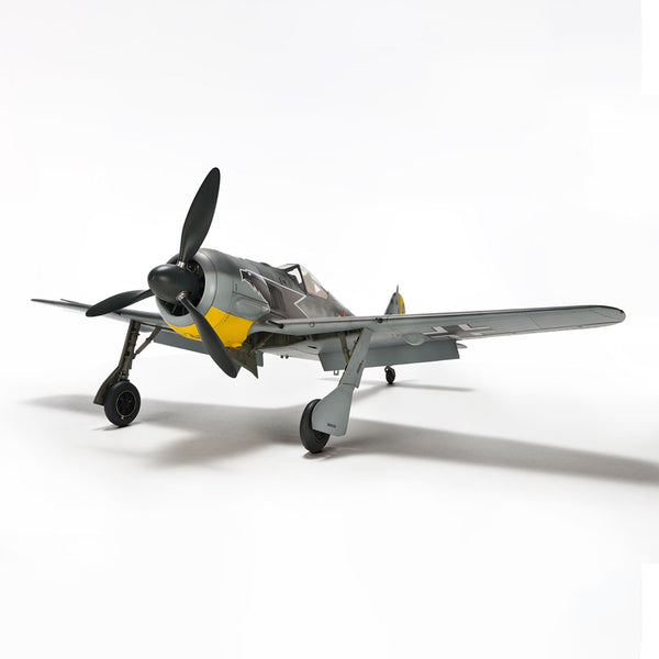Zoukei Mura 1/32 WW2 Focke Wulf Fw190 A-4 w/Siegfried Schnell Figure