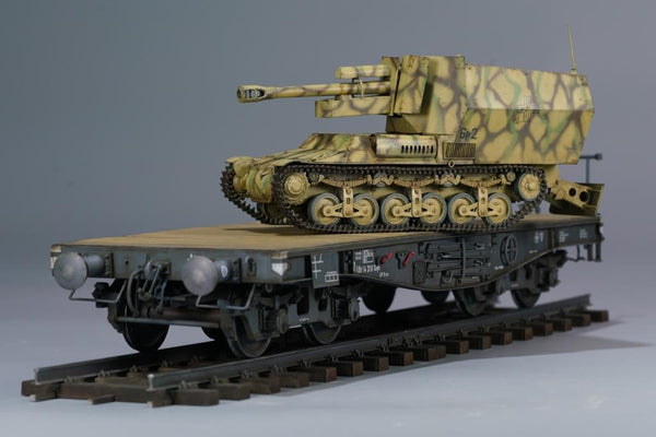 Zimi Models 1/35 Scale WW2 German 10.5 cm leFH 18/4 auf Geschützwagen Lr.s.(f)(Becker) [2 in 1] Model Kit