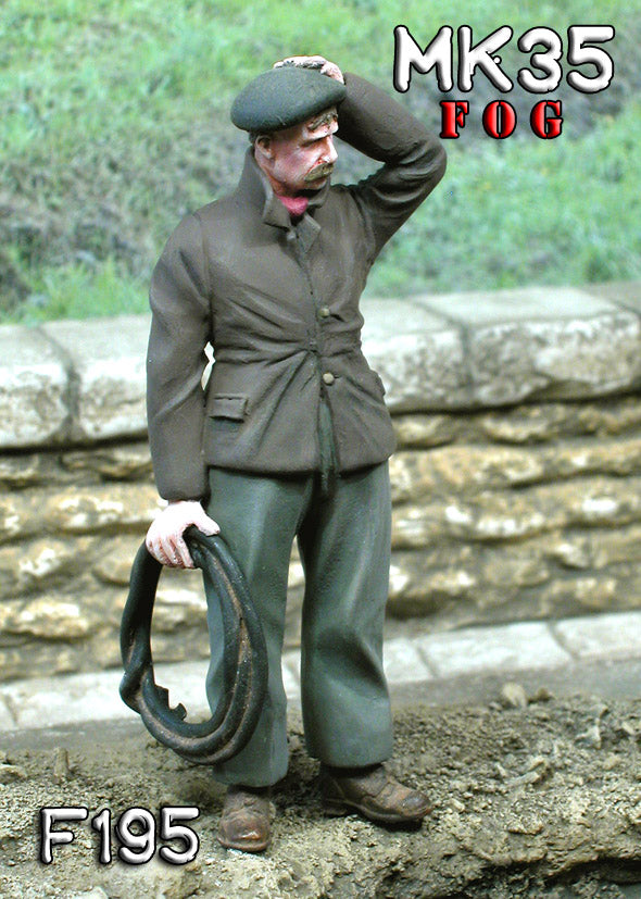 MK35 FoG models 1/35 Scale Civilian with hand on his head
